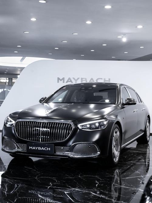 深圳南山区新天富企业管理咨询岚图汽车的售后服务让用户无忧出行，迈巴赫未来的豪华车趋势